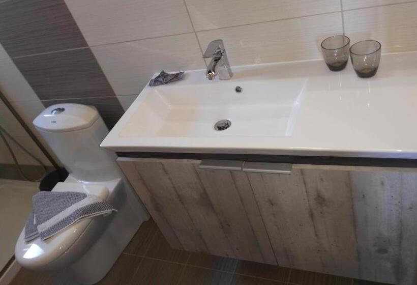 １ベッドルームのスーペリアアパートメント, Bright Star