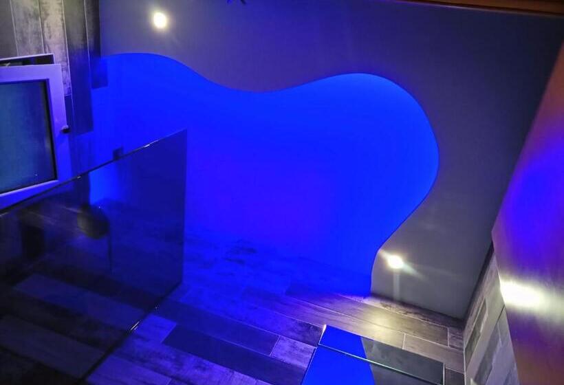 １ベッドルームのスーペリアアパートメント, Bright Star