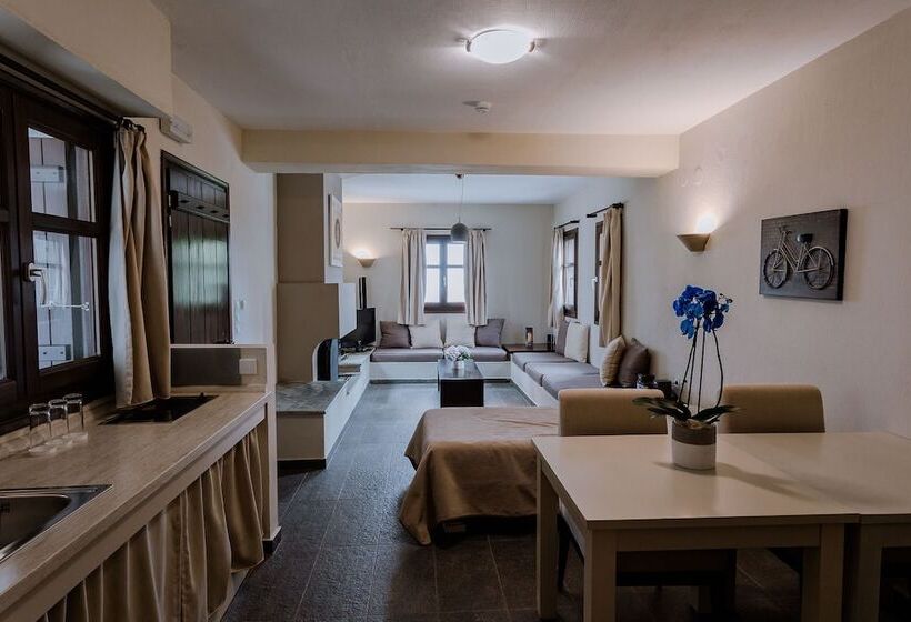 이그제큐티브 스위트, 12 Months Resort & Spa