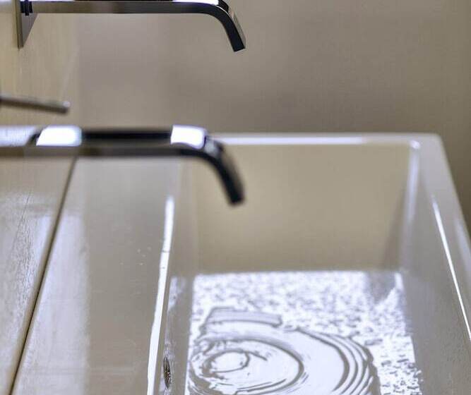 침실 2개 스위트, 12 Months Resort & Spa