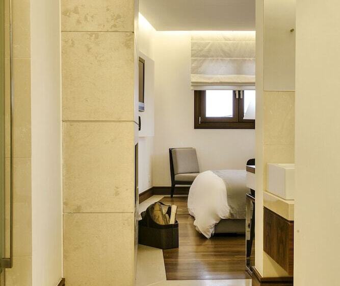 침실 2개 스위트, 12 Months Resort & Spa