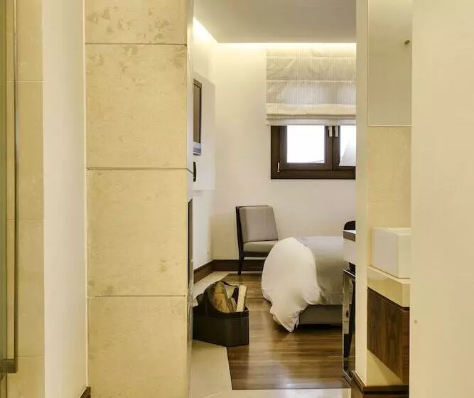 سوئیت 2 خوابه, 12 Months Resort & Spa