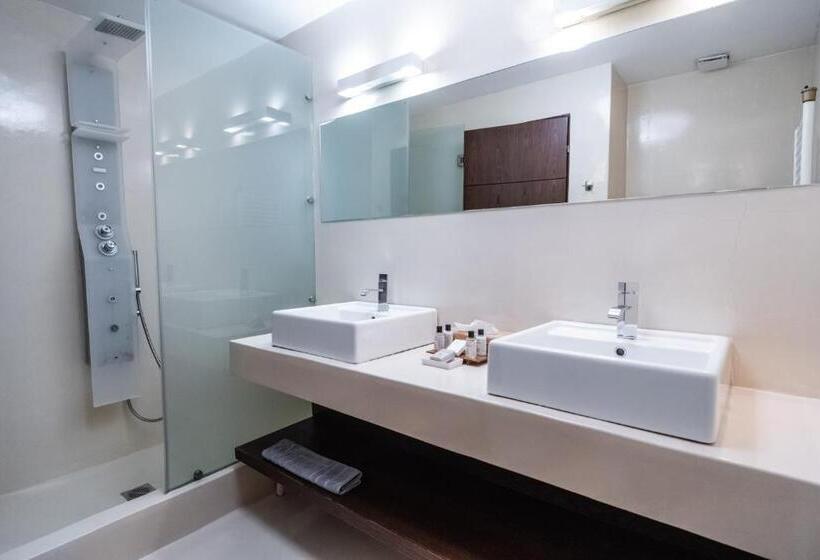 패밀리 스위트, 12 Months Resort & Spa