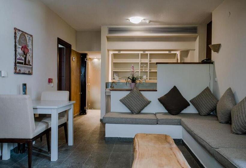 Люкс Superior Вид на Море, 12 Months Resort & Spa
