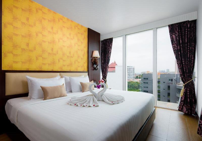 디럭스 룸, Aiyara Grand