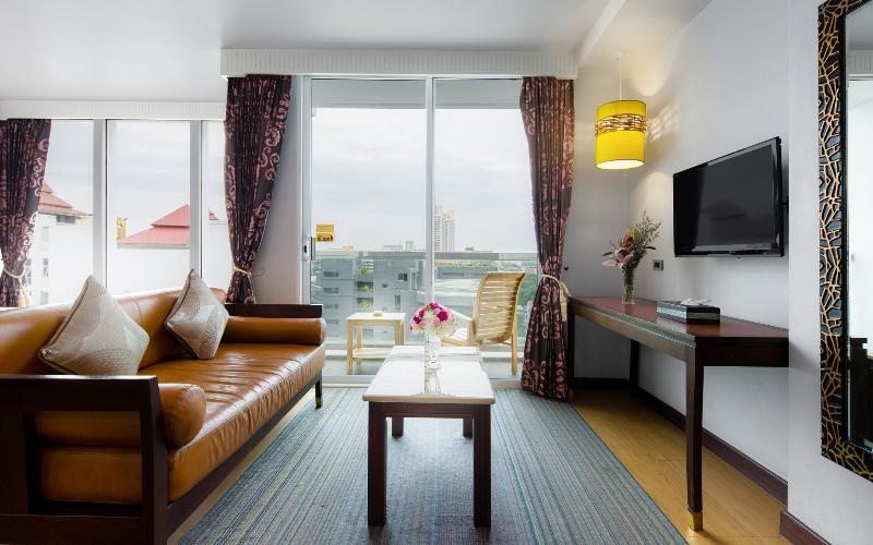 디럭스 룸, Aiyara Grand