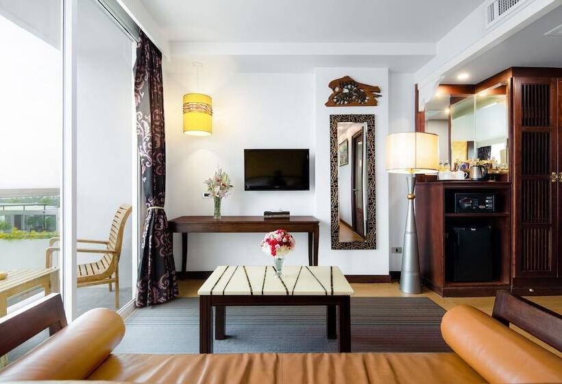 수피리어 룸, Aiyara Grand