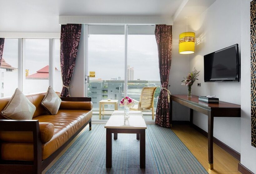 수피리어 룸, Aiyara Grand