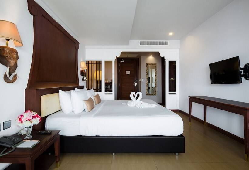 디럭스 룸, Aiyara Grand