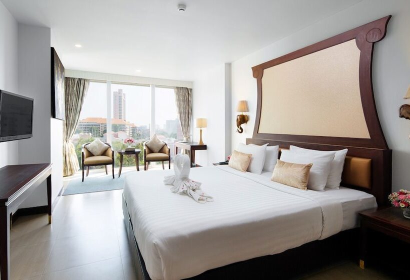 디럭스 룸, Aiyara Grand