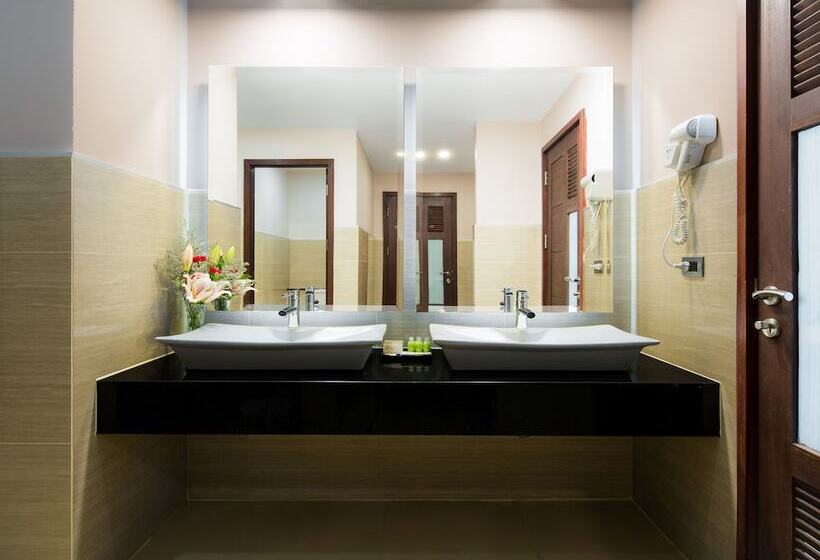 패밀리 스위트, Aiyara Grand