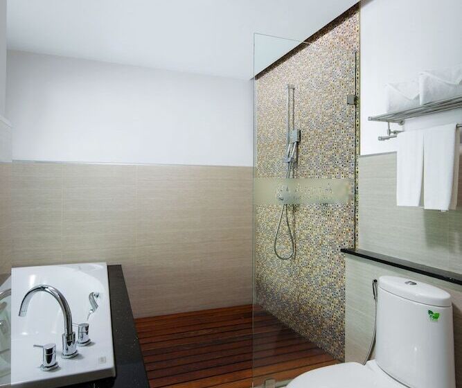 패밀리 스위트, Aiyara Grand