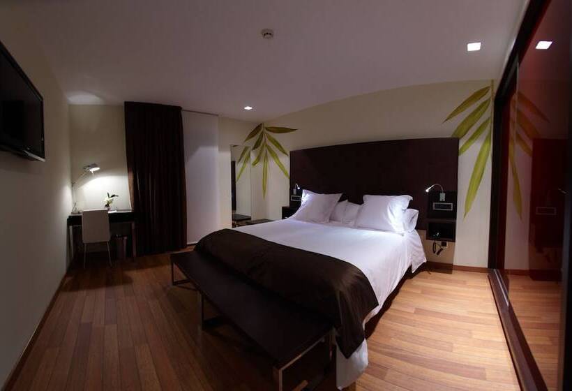 חדר סטנדרט, Eguren Ugarte