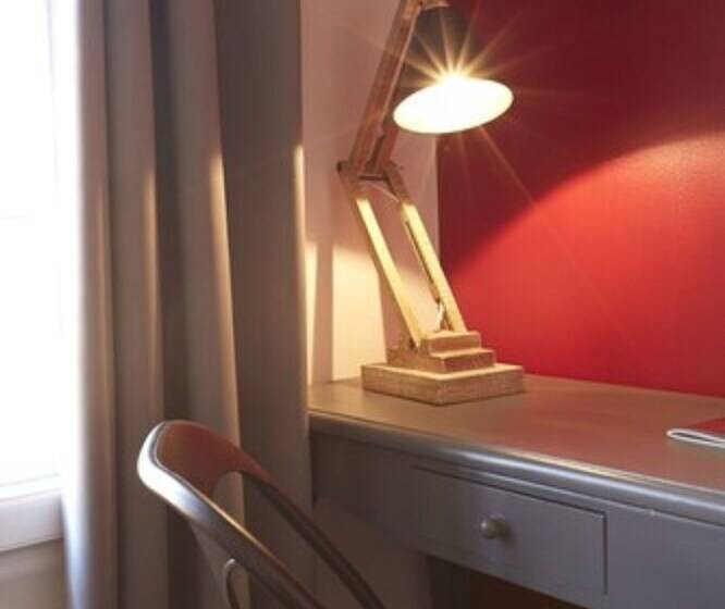 컴포트 룸, St Sernin