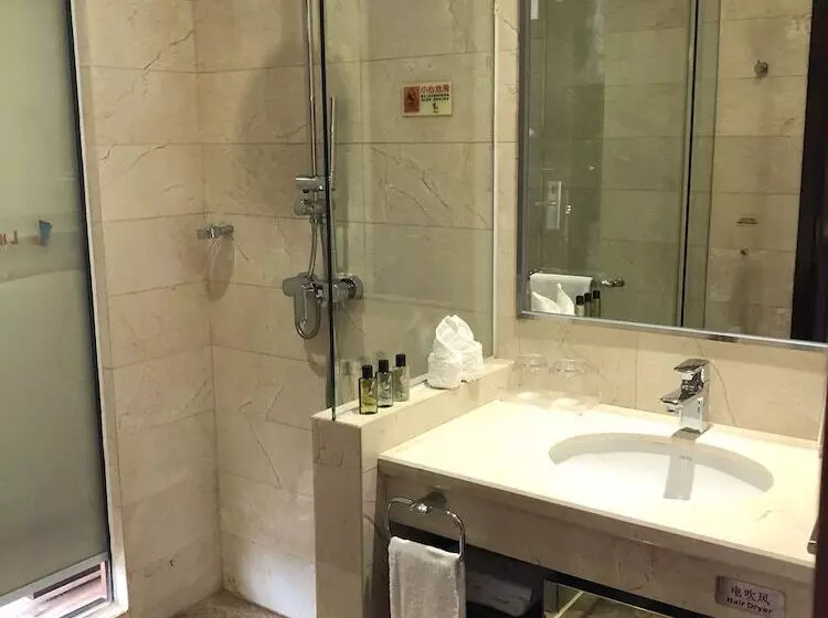 سوییت لوکس, L Hotel Changsheng