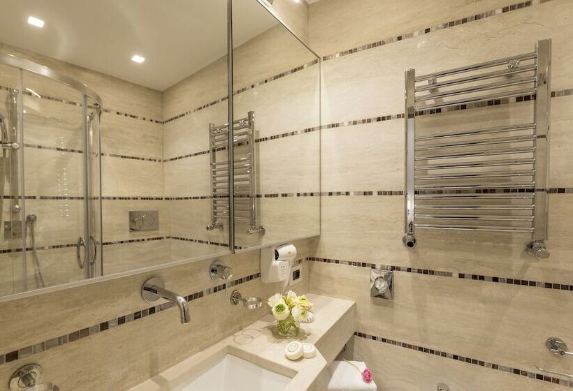 اتاق استاندارد سه نفره, Residenza Zanardelli