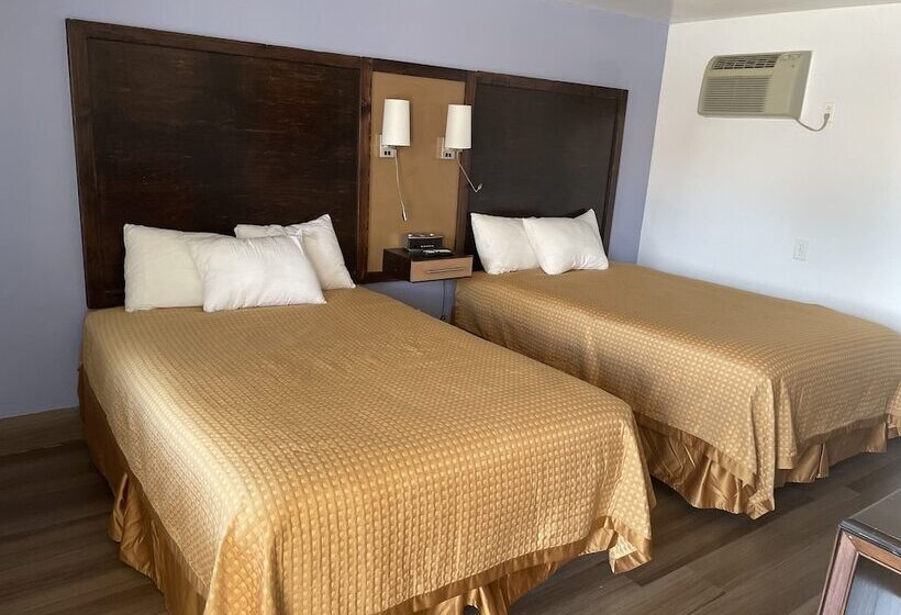 Номер Стандарт 2 Двуспальные Кровати, Scottish Inn   North Tonawanda