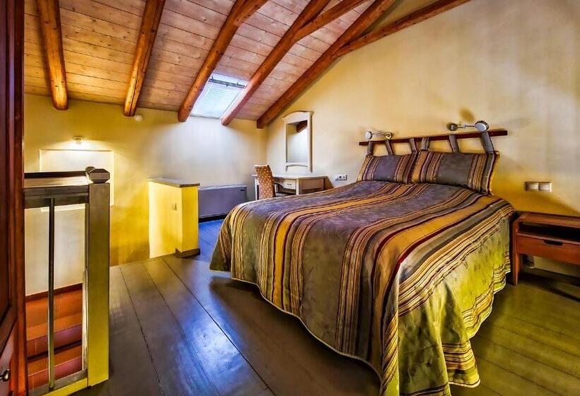 חדר סופריור לשלושה, Taleton Eco Guest House