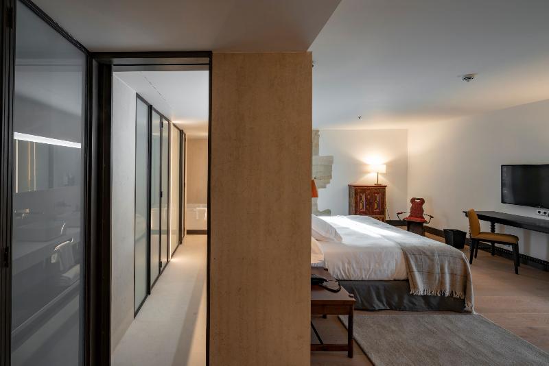 غرفة قياسية, The Chilli By Golden Ray