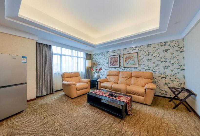 סוויטה אקזקיוטיב, Zhengzhou Yuehai