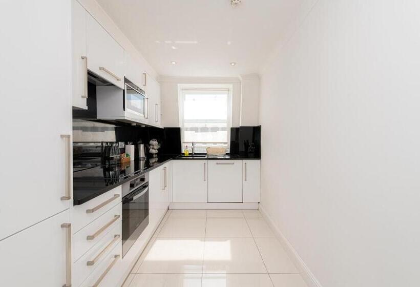 آپارتمان 2 خوابه, Manson Place