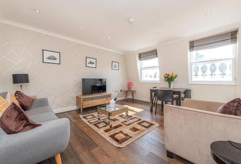 آپارتمان سوپریور 1 خوابه, Manson Place