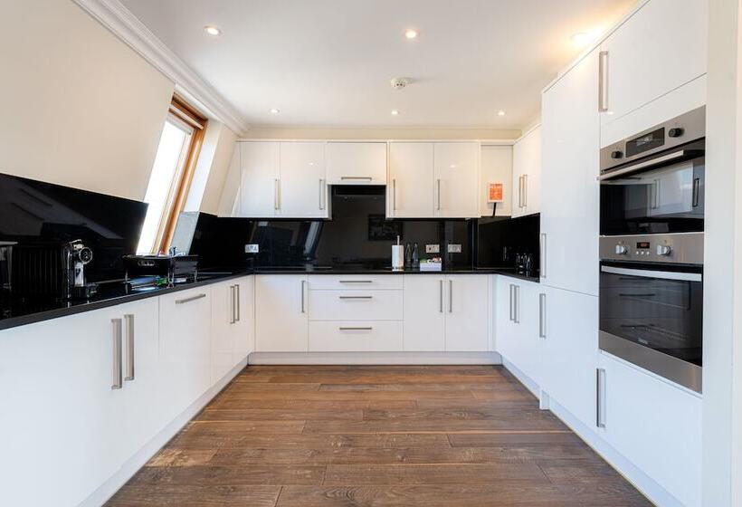 1 Bedroom Penthouse Apartment, Manson Place