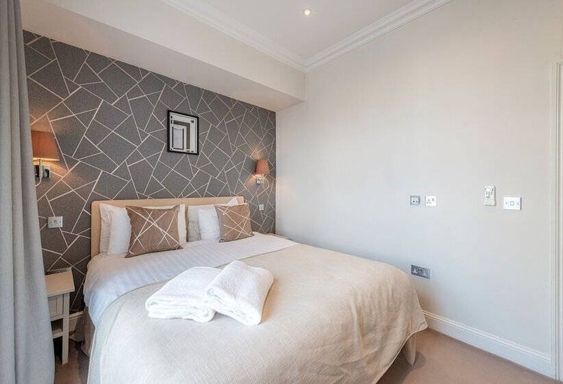 آپارتمان سوپریور 1 خوابه, Manson Place