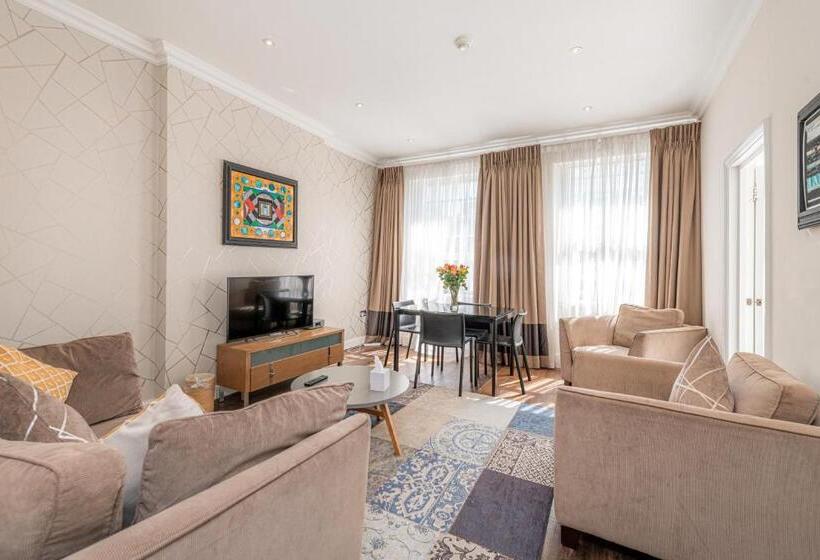 آپارتمان سوپریور 1 خوابه, Manson Place