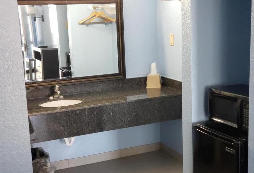 Номер Стандарт, Regency Inn Motel By The Beach
