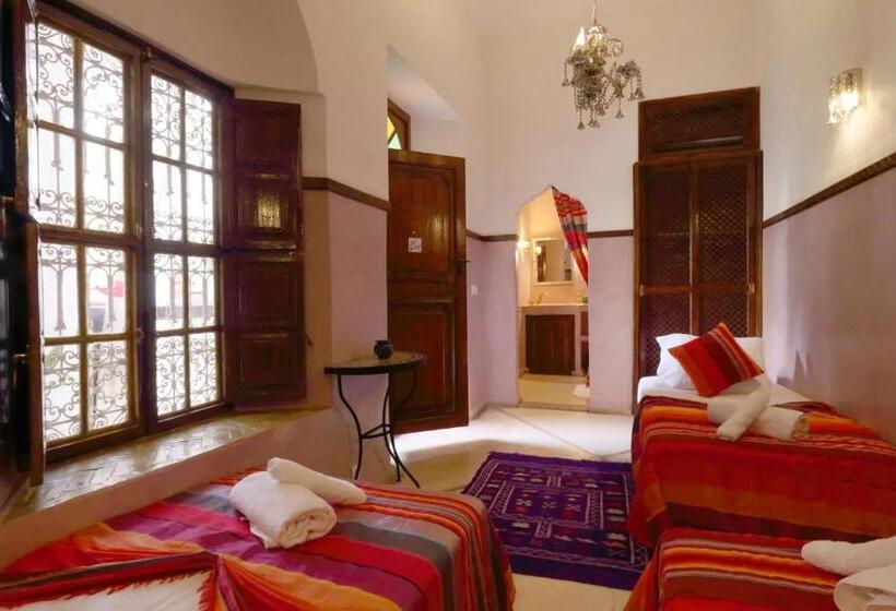 Habitación Triple Estándar, Riad Dar Palmyra