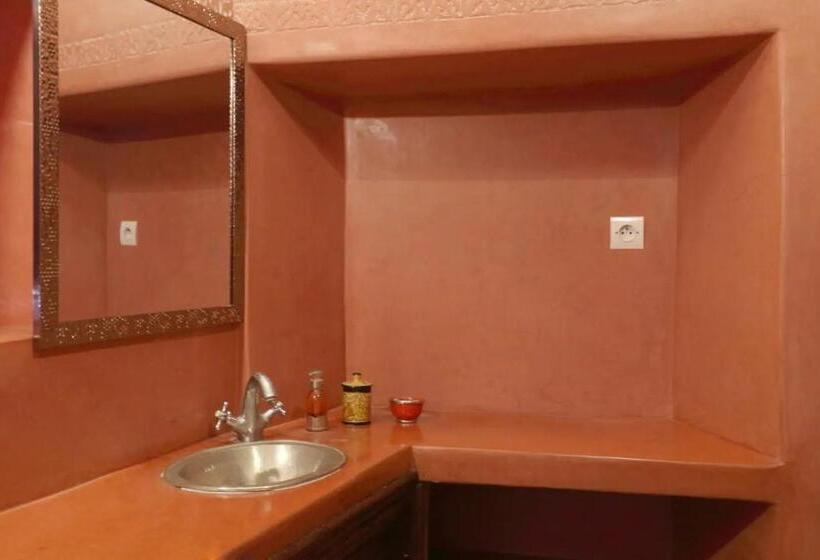Habitación Triple Estándar, Riad Dar Palmyra