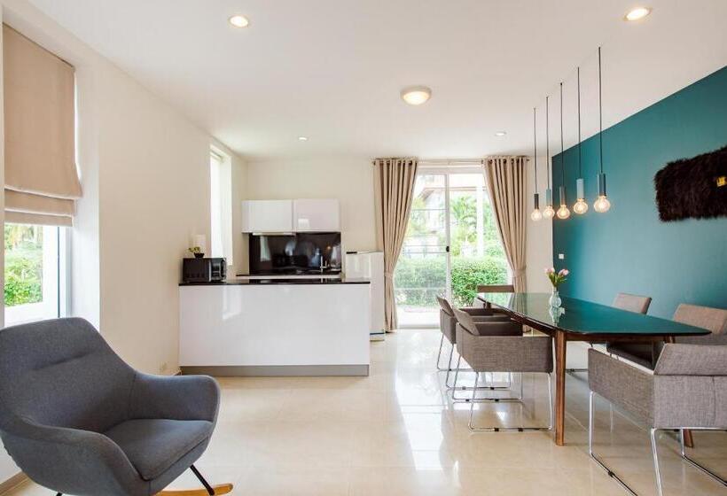 Люкс 2 Спальни, The Beach Village Resort