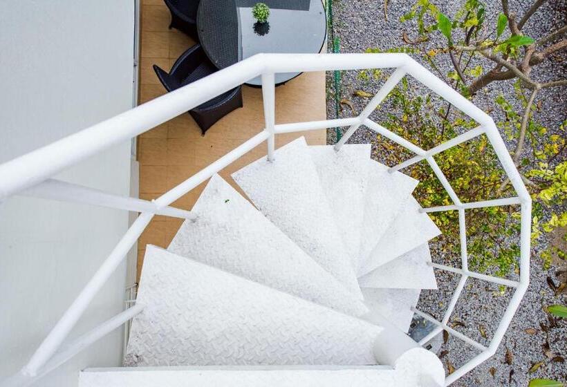 Люкс Премиум, The Beach Village Resort