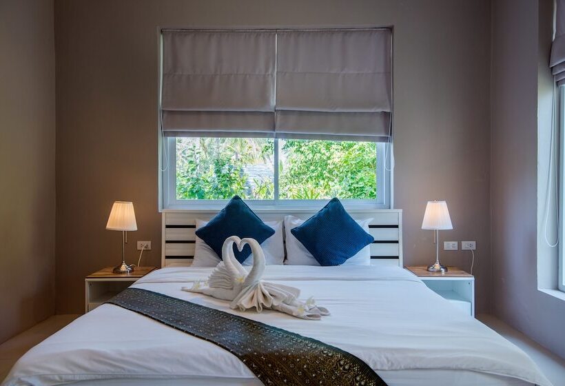 Люкс, The Beach Village Resort