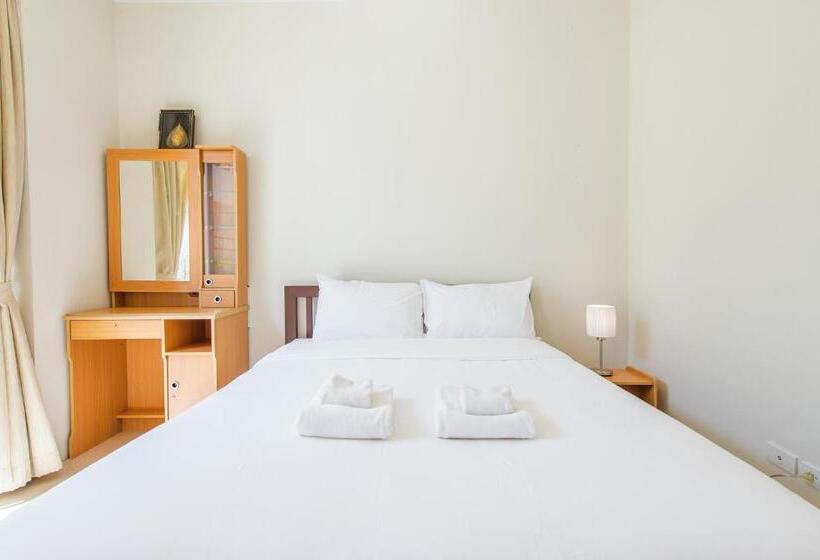 Люкс с Бассейном, The Beach Village Resort