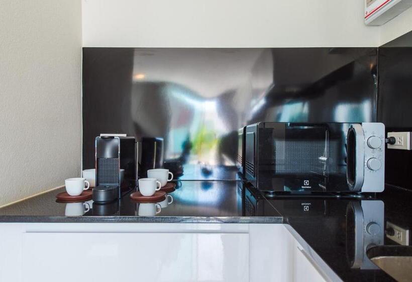 Люкс Премиум, The Beach Village Resort