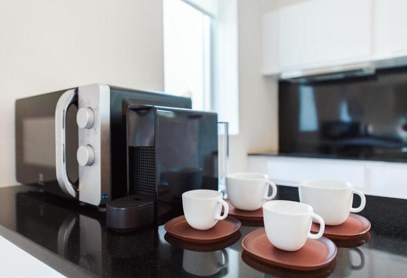 Люкс Premium 2 Спальни, The Beach Village Resort