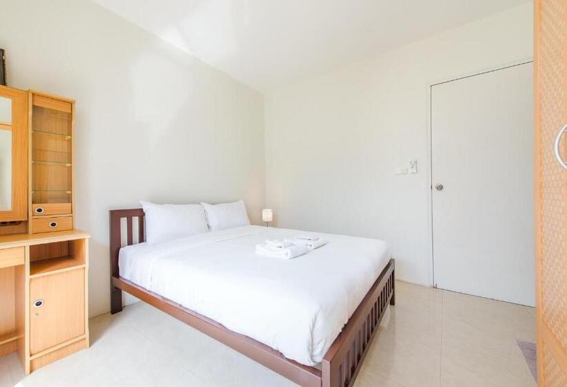 Люкс с Бассейном, The Beach Village Resort