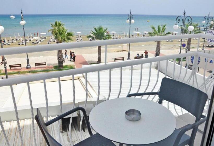 استودیوی استاندارد با چشم‌انداز دریا, Zodiac Hotel Apartments