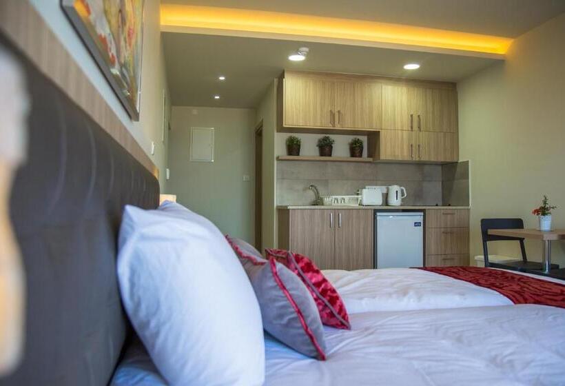 استودیوی استاندارد با چشمانداز دریا, Zodiac Hotel Apartments