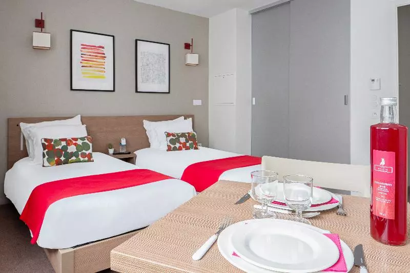 استودیوی استاندارد, Appart City Confort Orléans