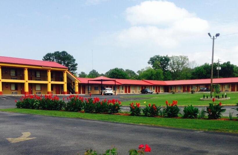 غرفه قياسيه سريرين مزدوجين, Duffys Motel   Calhoun