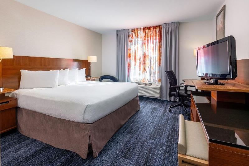 Стандартный Номер Кровать Кинг, Fairfield Inn & Suites By Marriott Smithfield
