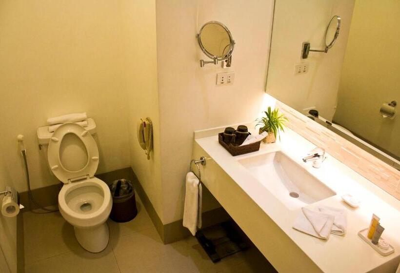 Номер Superior Кровать Кинг, Harolds Hotel Cebu Formerly Harolds Evotel Cebu