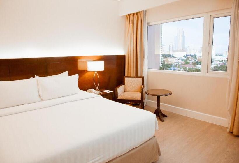 Номер Superior Кровать Кинг, Harolds Hotel Cebu Formerly Harolds Evotel Cebu