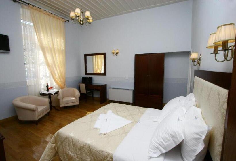 اتاق استاندارد در طبقه همکف, Apollonion Palace