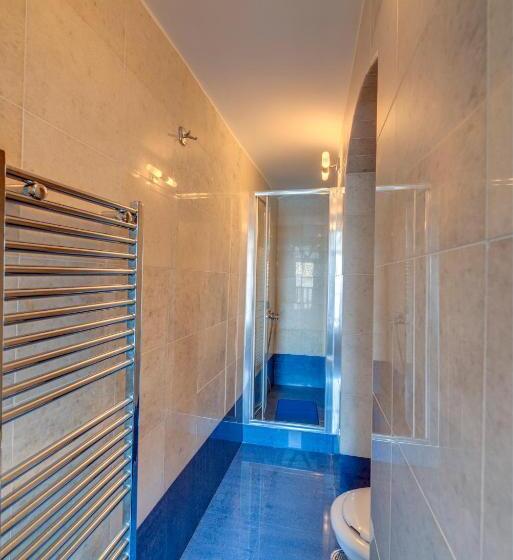 اتاق استاندارد یک نفره, Apollonion Palace