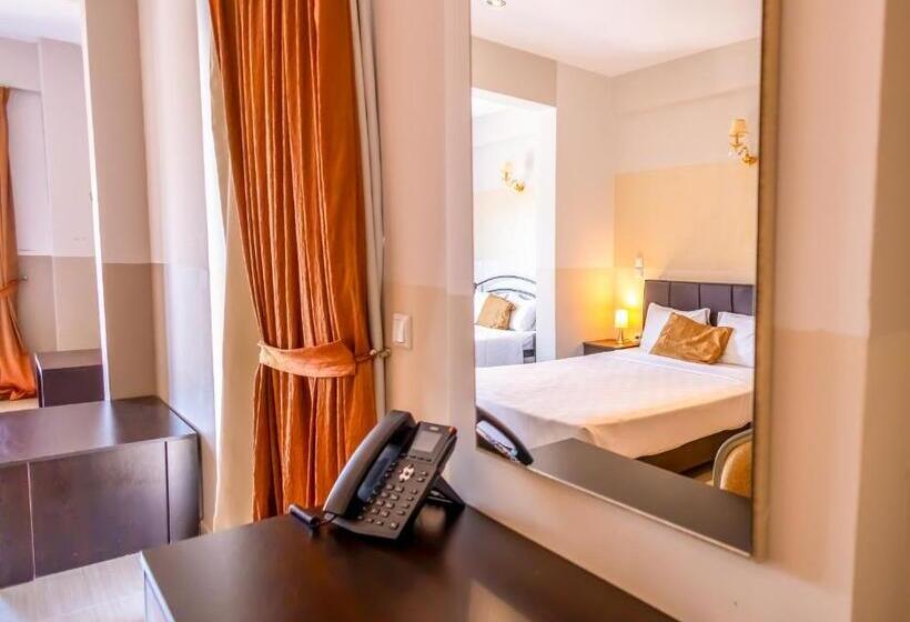 Семейный Номер Вид на Сад, Buka Sandy Beach