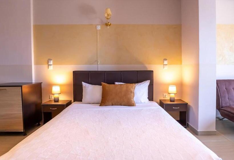 Семейный Номер Вид на Сад, Buka Sandy Beach